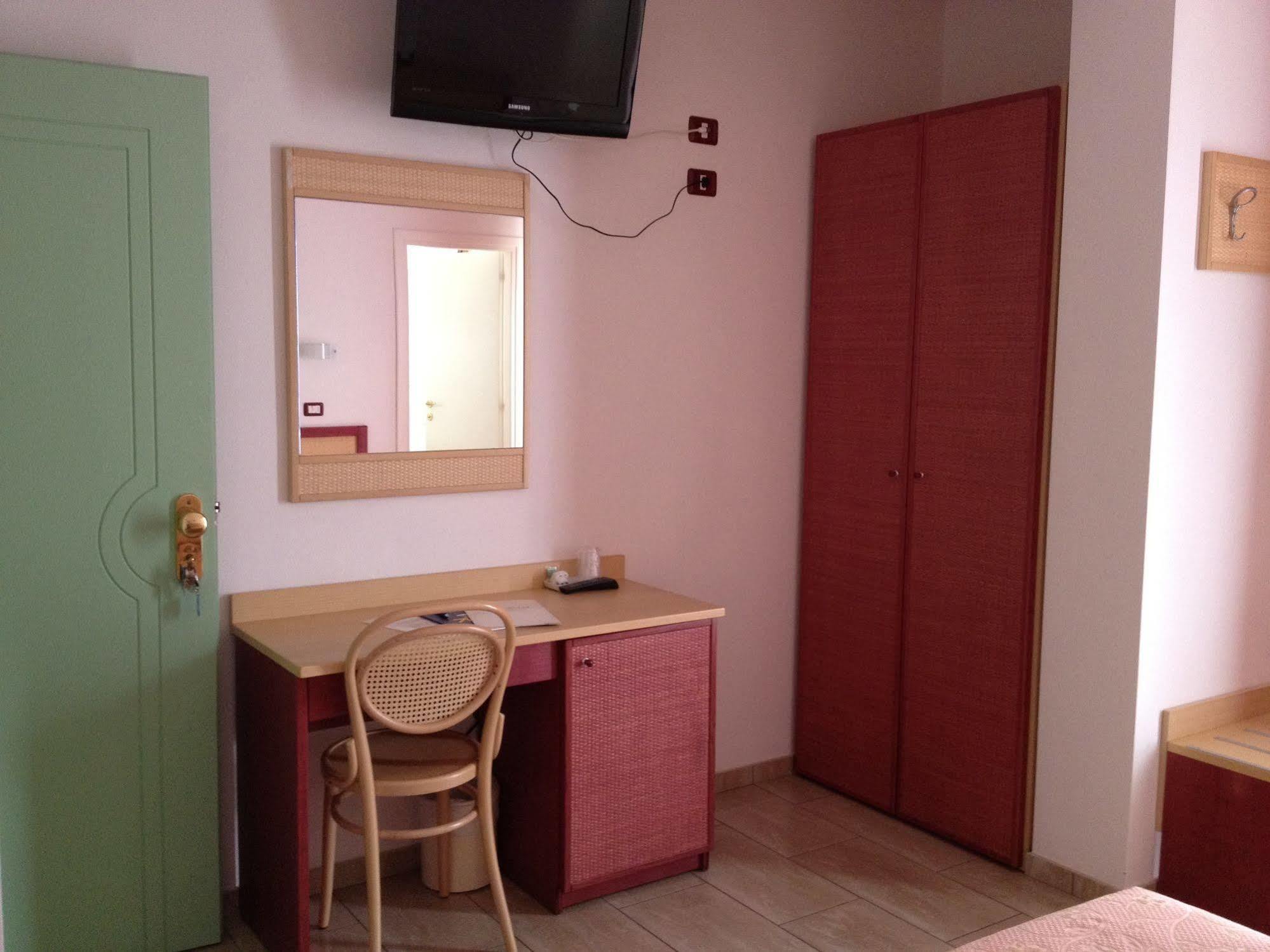 Mistral Hotel