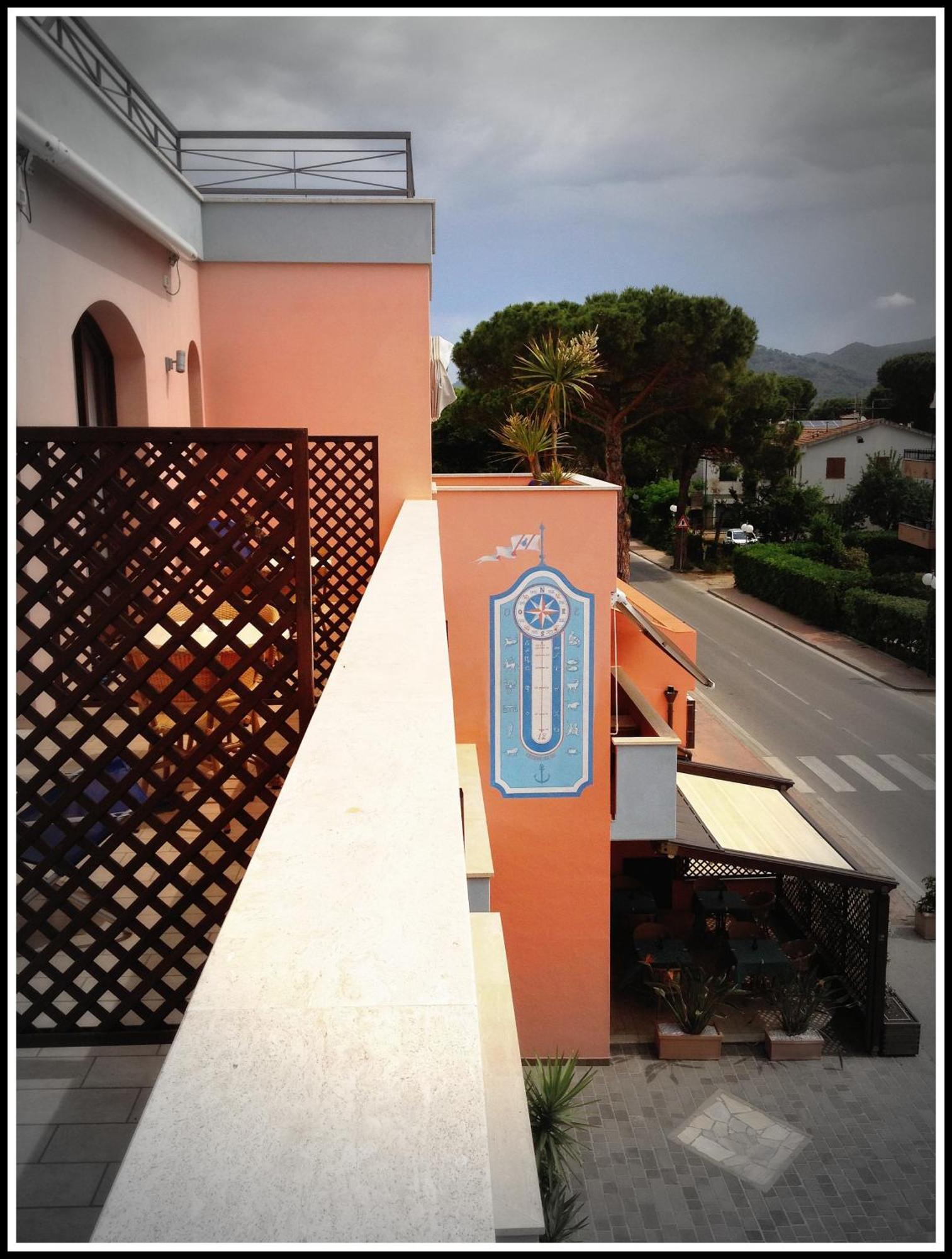 Hotel Mistral 3*