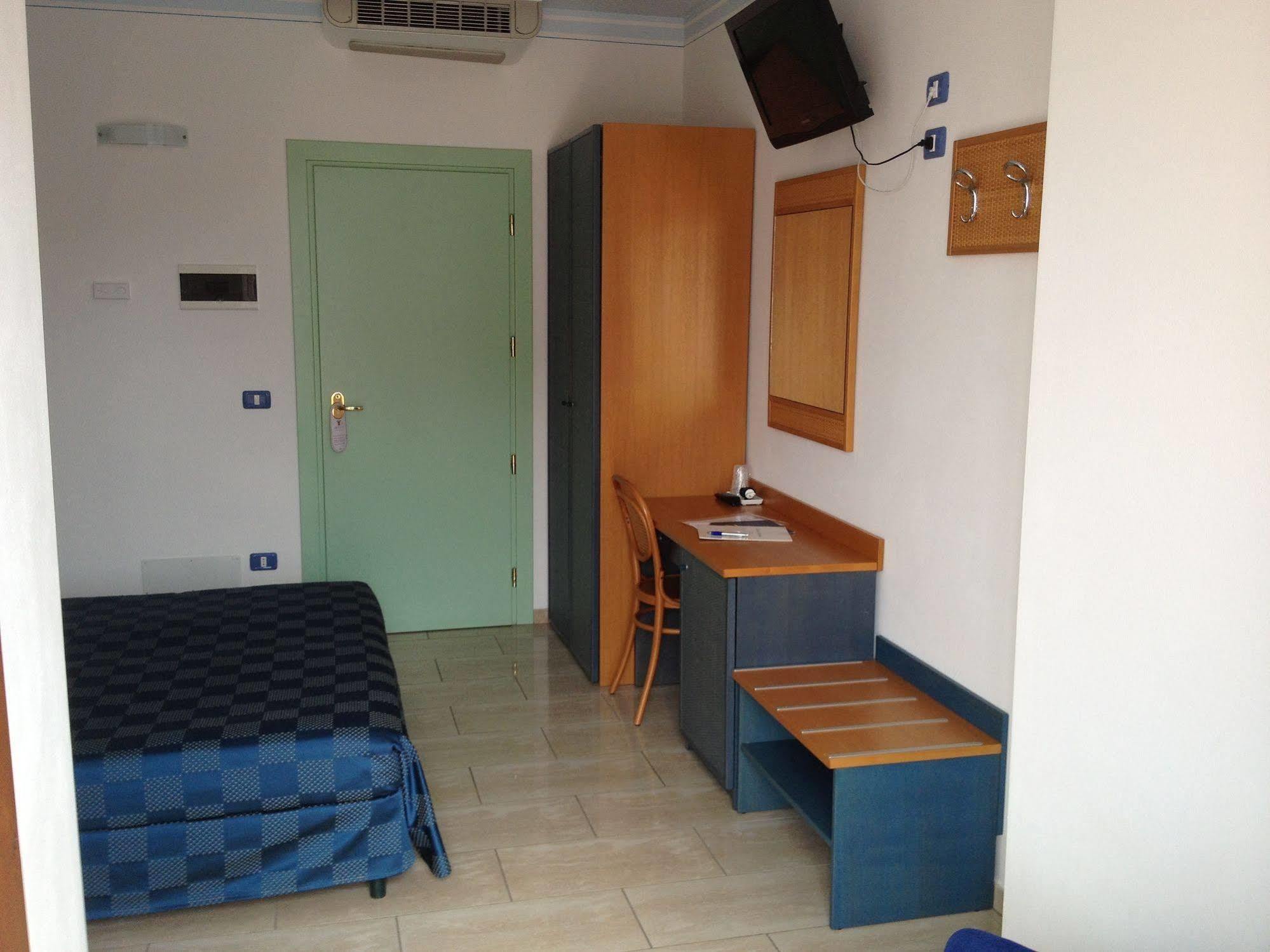 Mistral Hotel