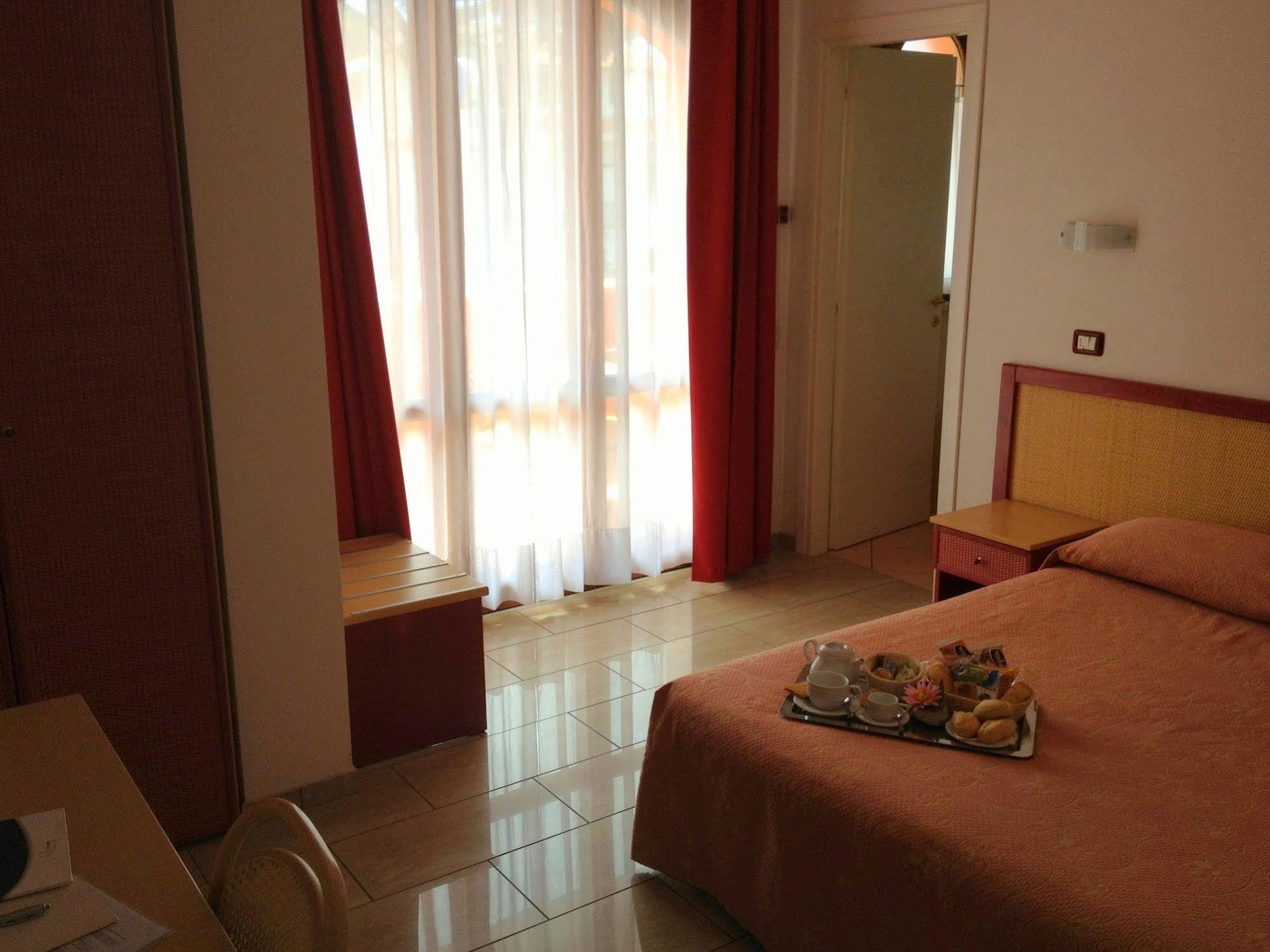 Mistral Hotel Marina di Campo